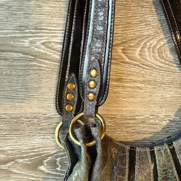 Metallic blue/charcoal pleated hobo shoulder bag - Picture 6 of 13